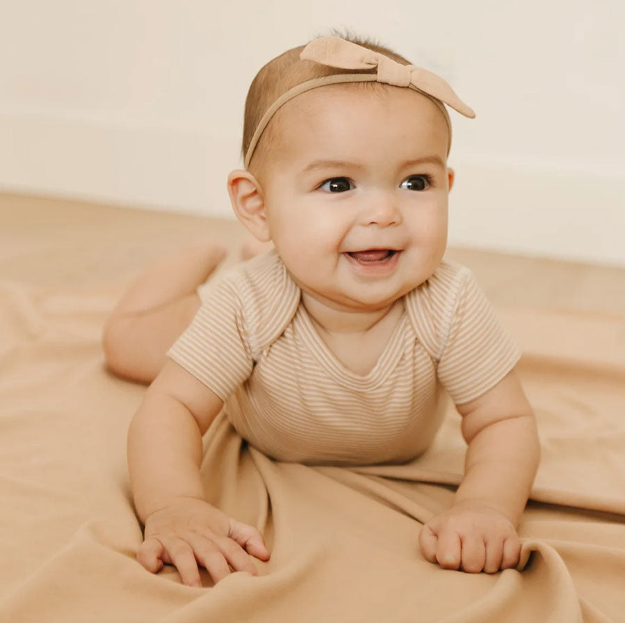 Kleines Baby Kopfband Stripe