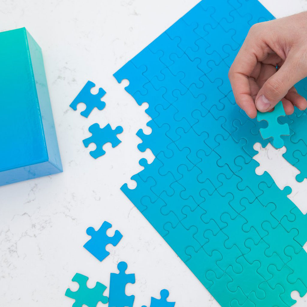 Puzzle Gradient Blue Green Small